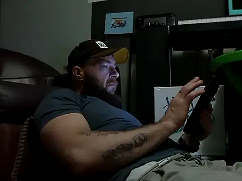 Numba1dad  online show from January 17, 2:05 am