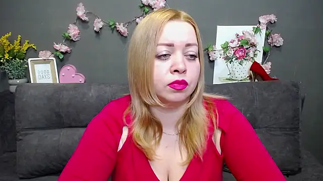 OliviaVerr online show from January 12, 1:16 pm