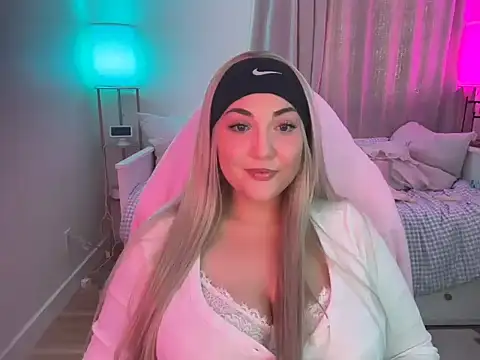 BellaMarieXO online show from February 3, 9:53 pm