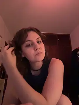 Snapshot of witchdub chatting on May 3, 6:36 pm witchdub online show from May 3, 6:36 pm
