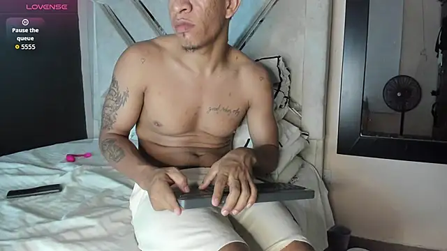 antonio aguilarx online show from March 4, 1:11 am