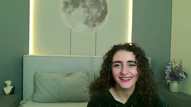 Susan Fors online show from April 18, 6:28 am