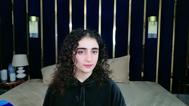 Snapshot of Susan_Fors chatting on May 1, 5:56 am Susan Fors online show from May 1, 5:56 am