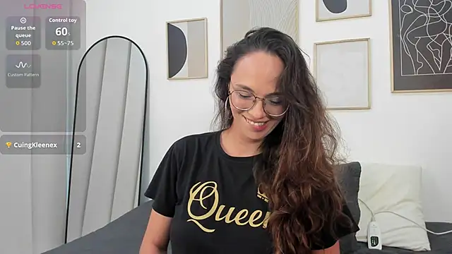 Julianneharris online show from March 7, 3:31 pm