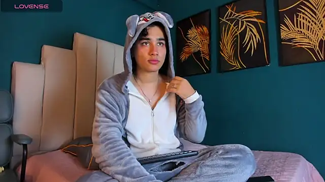 Fran Smiths online show from February 7, 7:39 pm