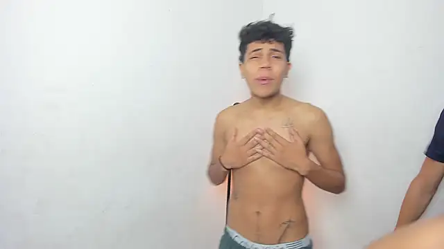 Skinnyfucked online show from April 7, 12:55 am