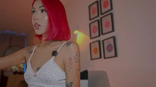 Snapshot of MelyTaylor_ chatting on July 22, 10:45 pm MelyTaylor online show from July 22, 10:45 pm
