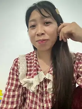 Snapshot of Mayly_lucky2 chatting on April 30, 10:10 am Mayly lucky2 online show from April 30, 10:10 am