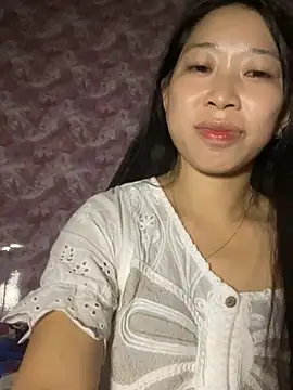 Snapshot of Mayly_lucky2 chatting on July 1, 2:40 pm Mayly lucky2 online show from July 1, 2:40 pm