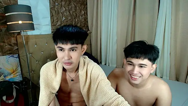 davincihugecock online show from January 18, 5:06 pm