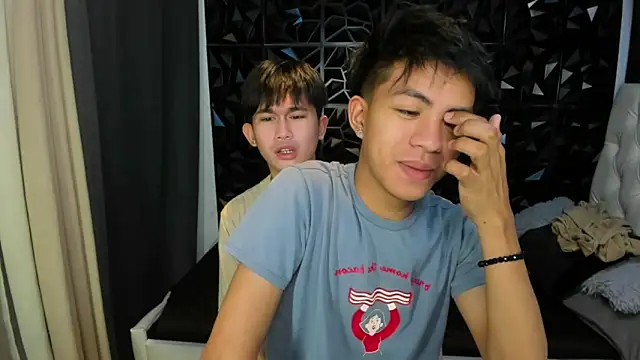 davincihugecock online show from March 28, 4:39 pm