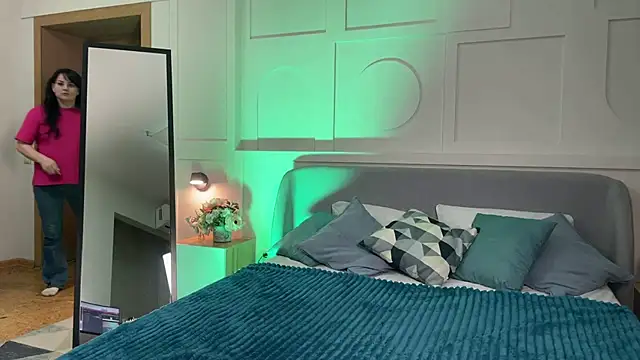  SilkyShadow  online show from April 22, 1:08 am