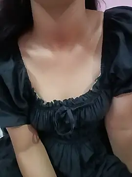Snapshot of eddy_girl chatting on July 10, 5:15 pm eddy girl online show from July 10, 5:15 pm