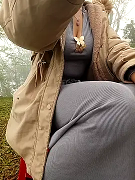 hoahong2 online show from March 7, 1:57 am