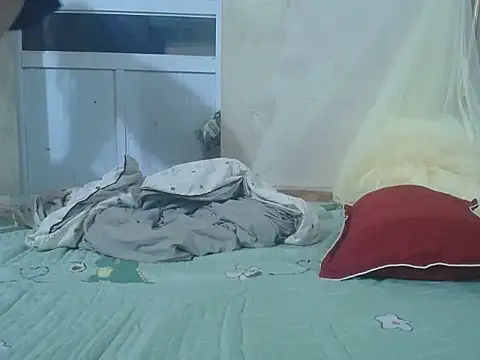 Snapshot of -Mimiu- chatting on July 29, 1:37 am -Mimiu- online show from July 29, 1:37 am