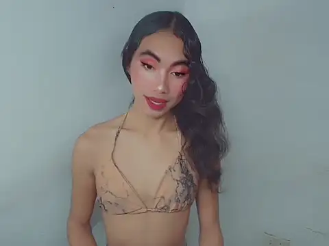 Massivecockfiona online show from February 21, 4:24 am