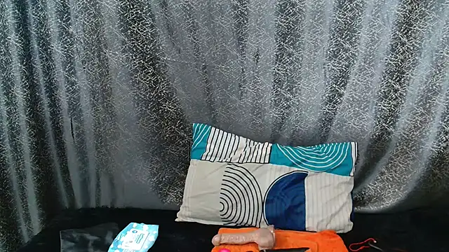 Amanda April online show from March 22, 5:38 pm