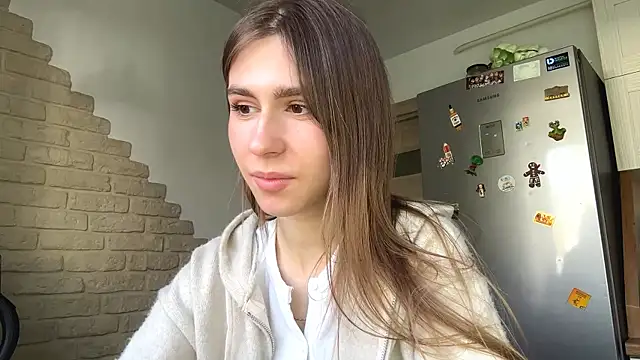 ElsieKuhlmann online show from April 19, 8:02 am