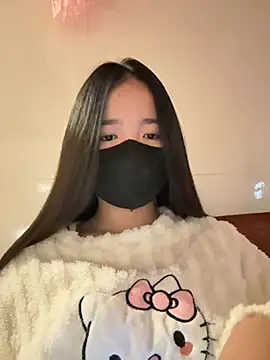 Gwen879 online show from March 6, 12:40 am