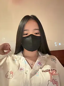 Gwen879 online show from March 20, 9:58 am