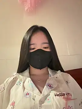 Gwen879 online show from March 27, 12:16 am