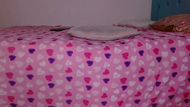 mayitoatmsuckdirty69 online show from February 17, 9:32 pm