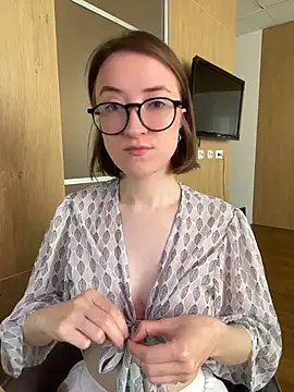 Persephone Kore online show from April 24, 12:07 pm