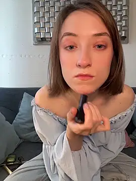 Persephone Kore online show from April 27, 4:38 pm