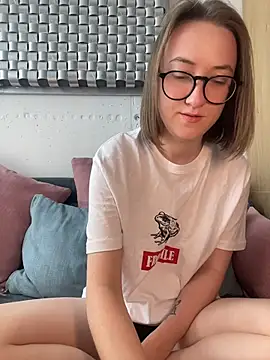 Snapshot of Persephone_Kore chatting on July 5, 2:13 pm Persephone Kore online show from July 5, 2:13 pm