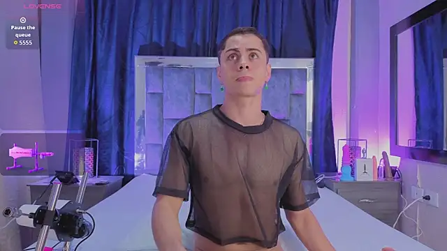 LeoMonnroe online show from April 5, 2:25 pm