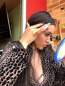 Veronica Wins  online show from March 19, 6:23 pm