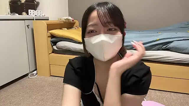 Snapshot of koko_xoxo chatting on July 21, 1:35 pm koko xoxo online show from July 21, 1:35 pm