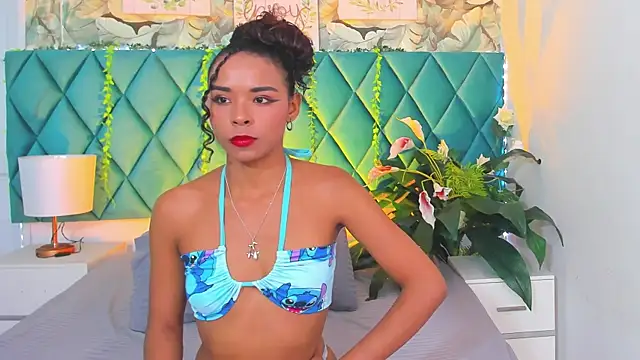 Snapshot of AlexiiaBrown chatting on May 20, 2:12 pm AlexiiaBrown online show from May 20, 2:12 pm