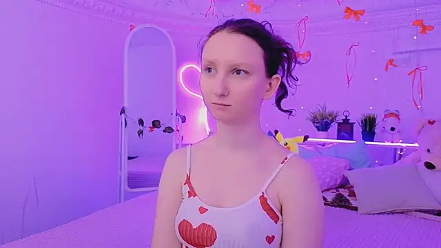 SunshineBlaze online show from February 4, 1:28 pm