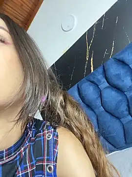 uncontrolled fire online show from March 27, 7:13 pm