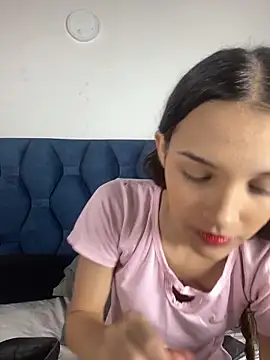 uncontrolled fire online show from April 23, 8:11 pm