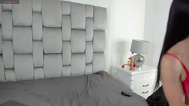 kimberly colle7 online show from February 26, 8:08 pm