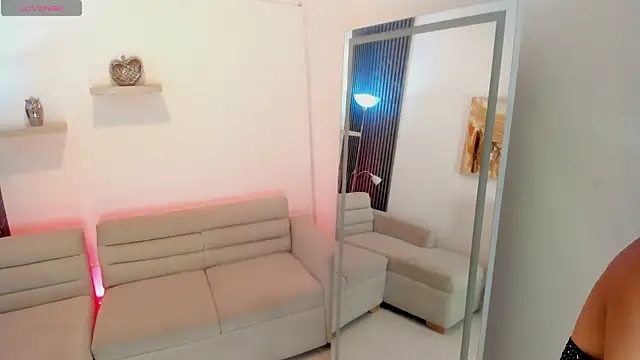 ambar muse online show from April 18, 11:14 am