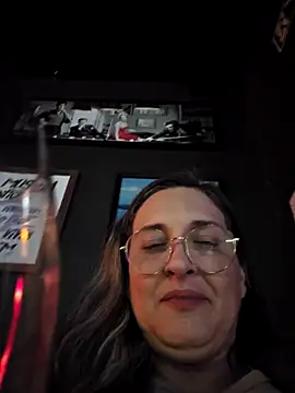 Snapshot of bellafortune69 chatting on June 13, 3:04 am bellafortune69 online show from June 13, 3:04 am