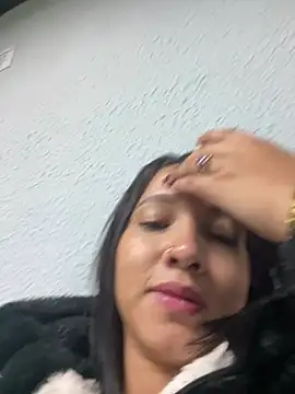 Carita traviesa4 online show from March 27, 8:26 am