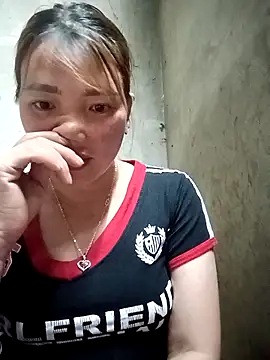 Nunaa2x online show from May 4, 2:46 pm