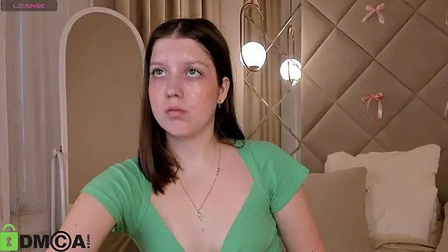 Casandra Joness online show from April 7, 4:24 am