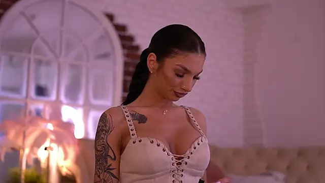 NyssaSky online show from April 23, 5:04 pm