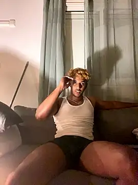 Axel black10 online show from January 9, 10:00 pm