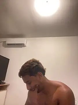 Axel black10 online show from March 18, 2:09 pm