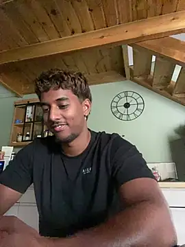 Axel black10 online show from April 13, 10:43 am