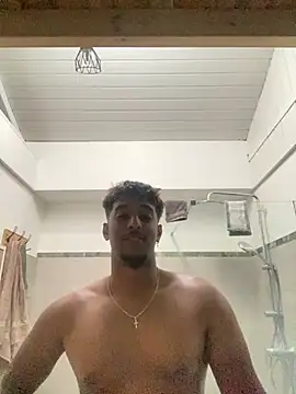 Axel black10 online show from April 19, 12:15 pm