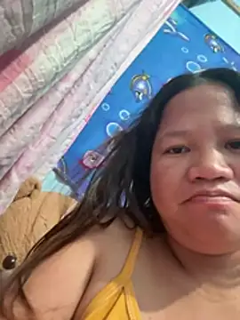 Snapshot of Hottie_Pussy chatting on July 5, 5:25 am Hottie Pussy online show from July 5, 5:25 am