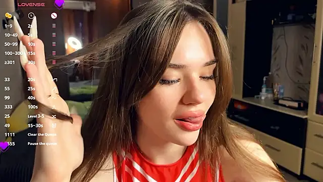 LubaSeirers online show from March 9, 3:27 pm