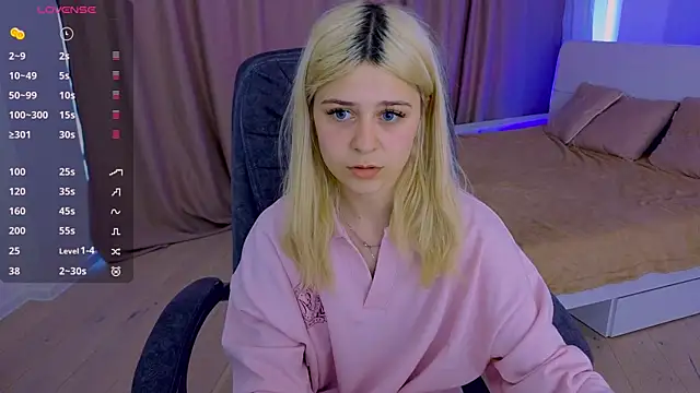 ApheliaStar online show from April 21, 3:28 pm